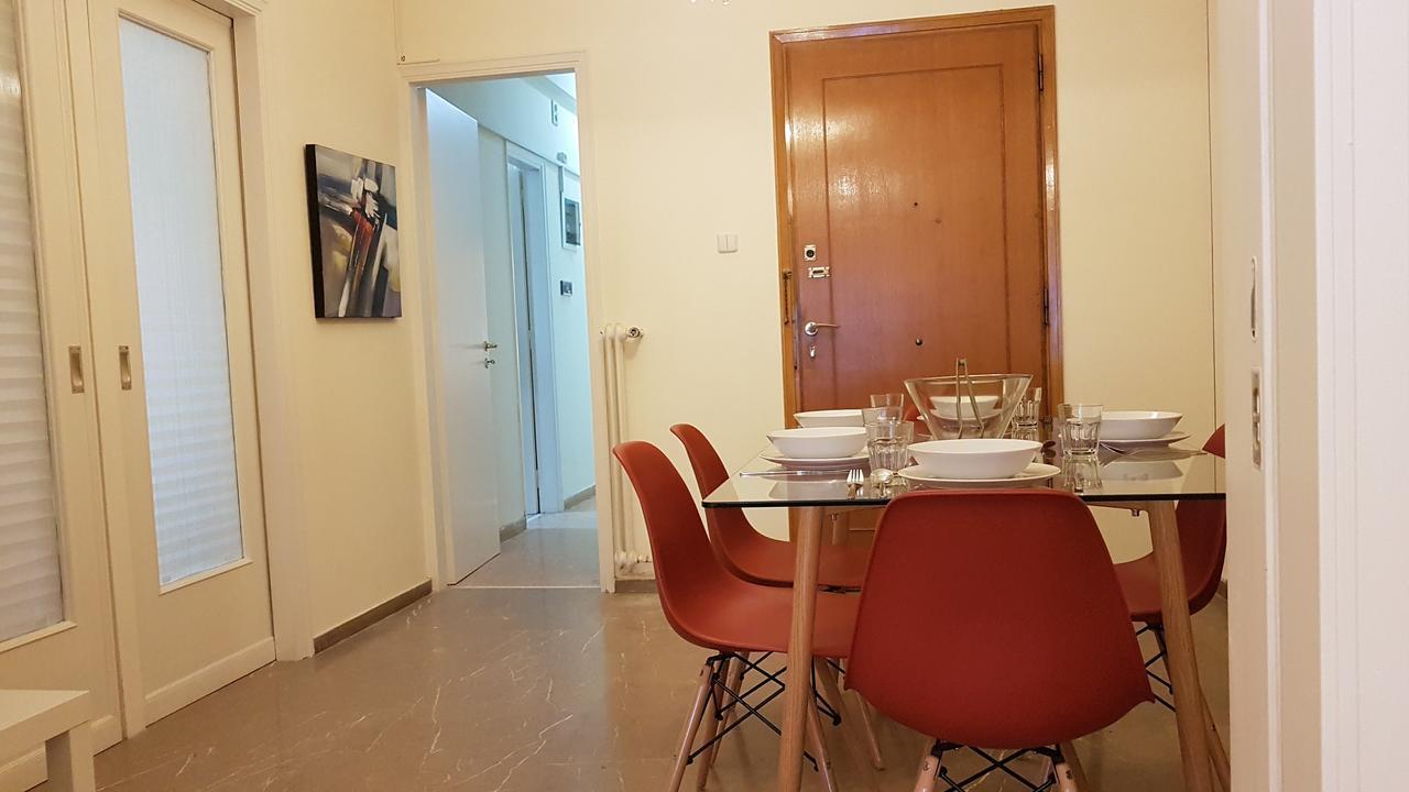 Menta Errathens Apartment - Athens Center, 5 Bd, 2 Bath Bagian luar foto